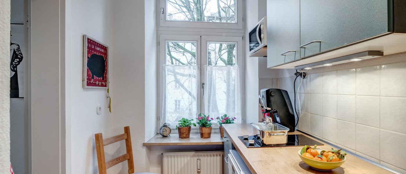 apartment München Neuhausen 01 kitchen 1537