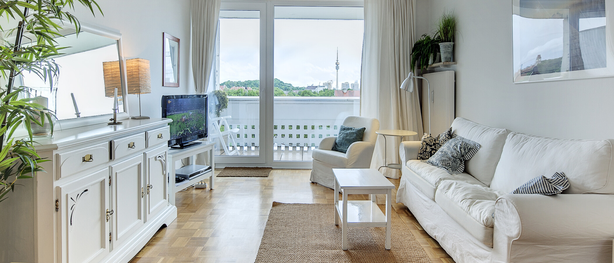 apartment München Schwabing-Nord (zw. Belgrad- & Leopoldstraße) 02 living room 1541