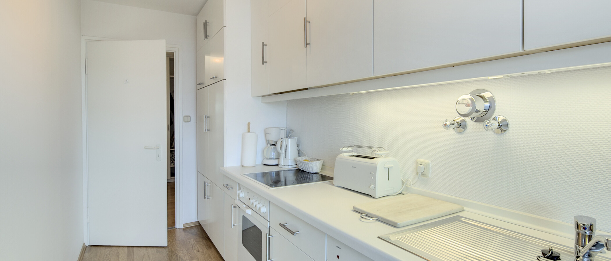 apartment München Schwabing-Nord (zw. Belgrad- & Leopoldstraße) 02 kitchen 1541