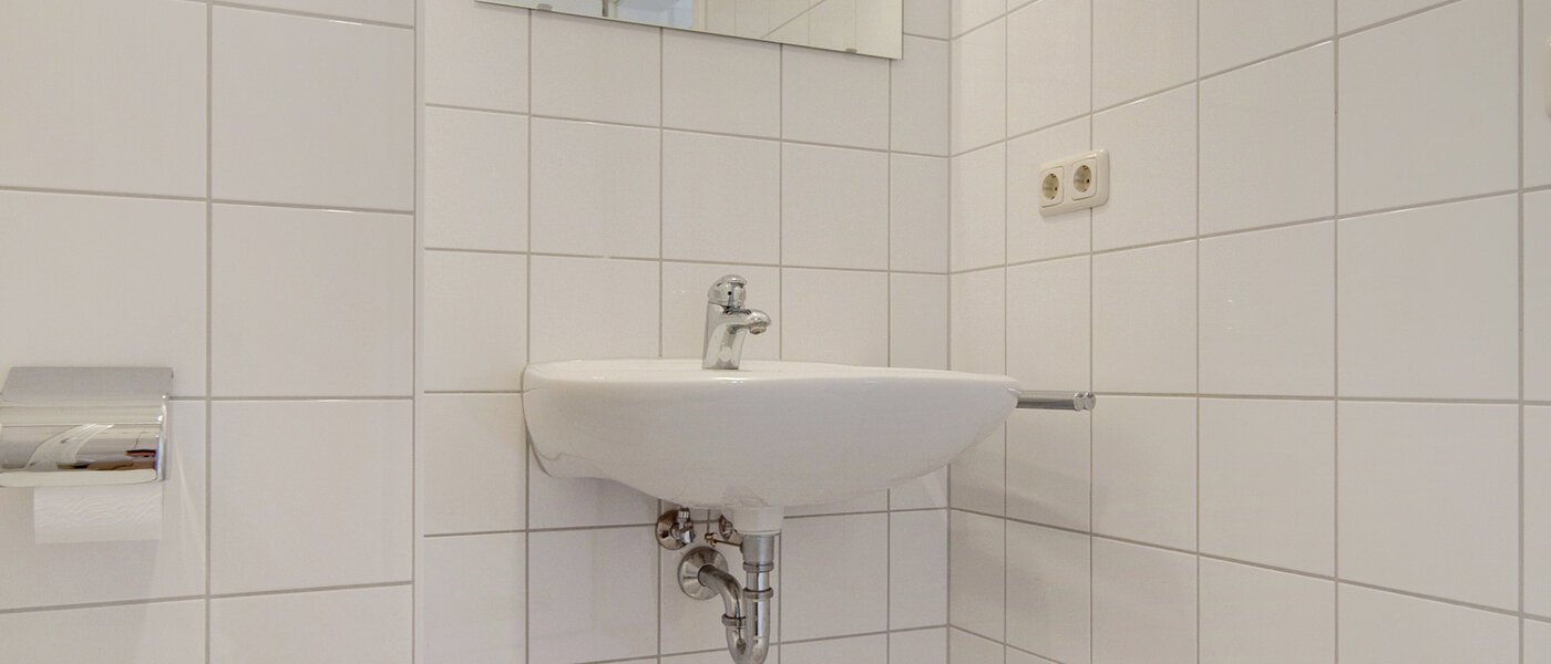 maisonette München Waldtrudering 01 2. bathroom 1557