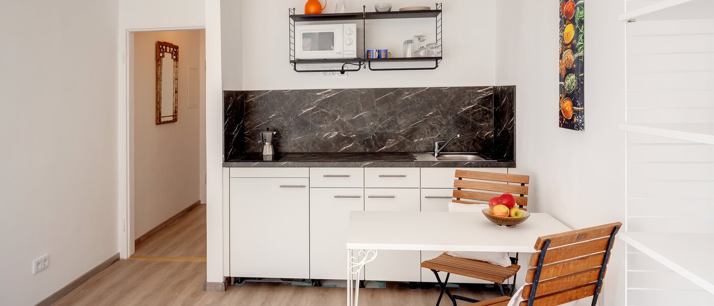 studio München Altstadt 03 living area 1559