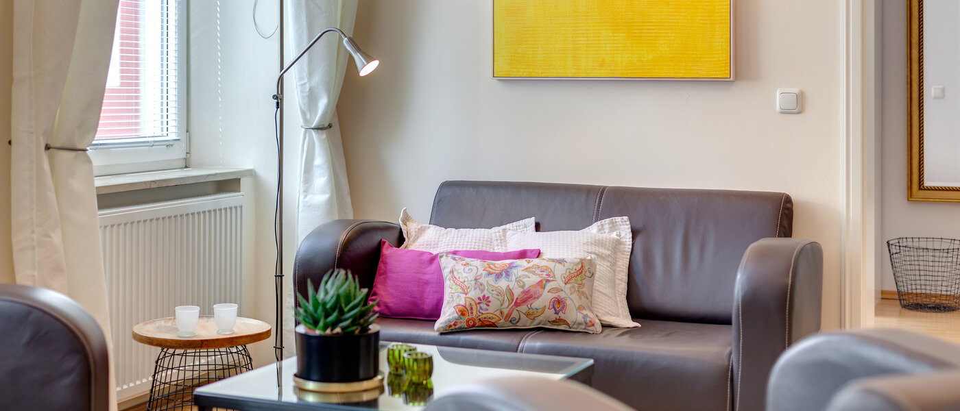 apartment München Gärtnerplatzviertel 03 living room 1590