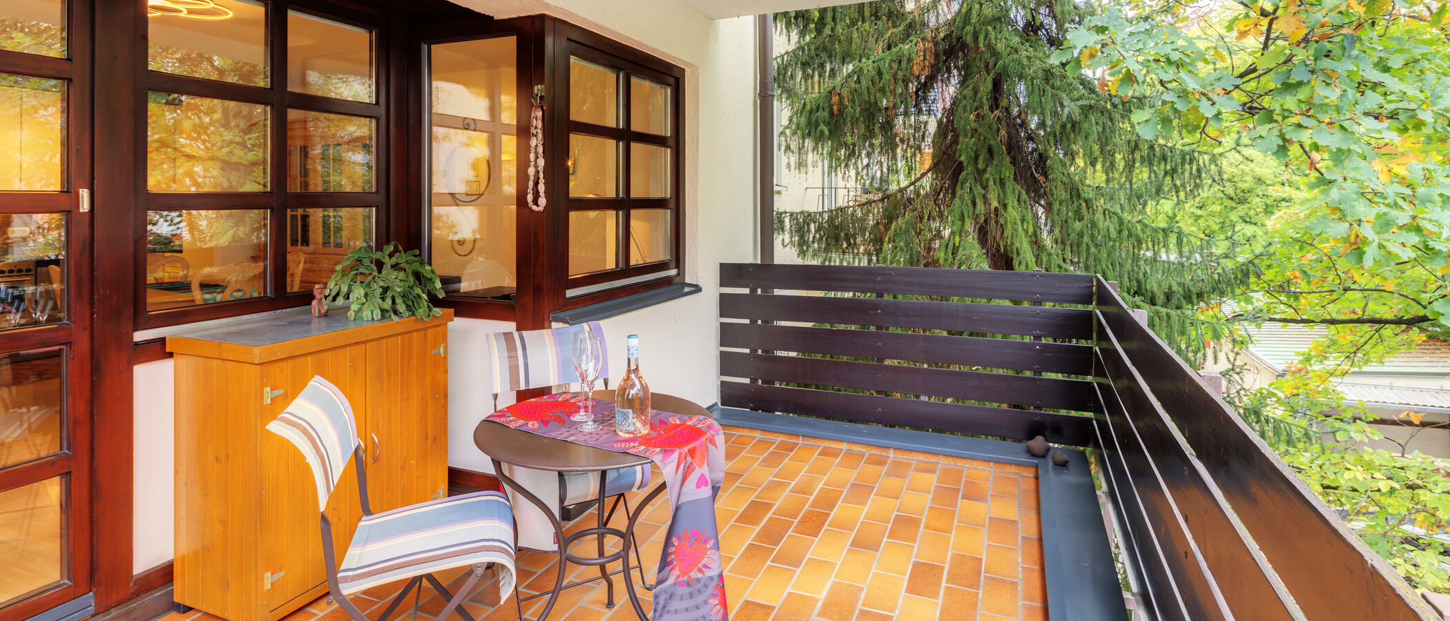 apartment München Schwabing-West (rund um den Hohenzollernplatz) 01 balcony 1599