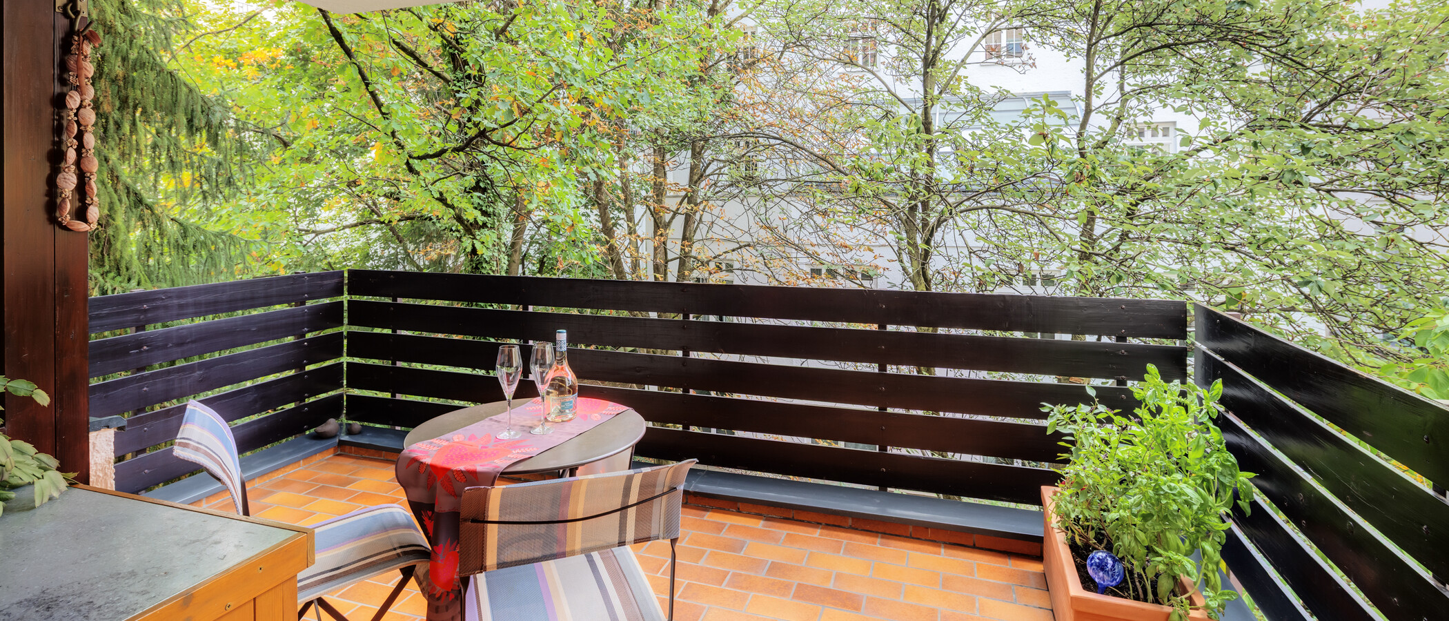apartment München Schwabing-West (rund um den Hohenzollernplatz) 02 balcony 1599