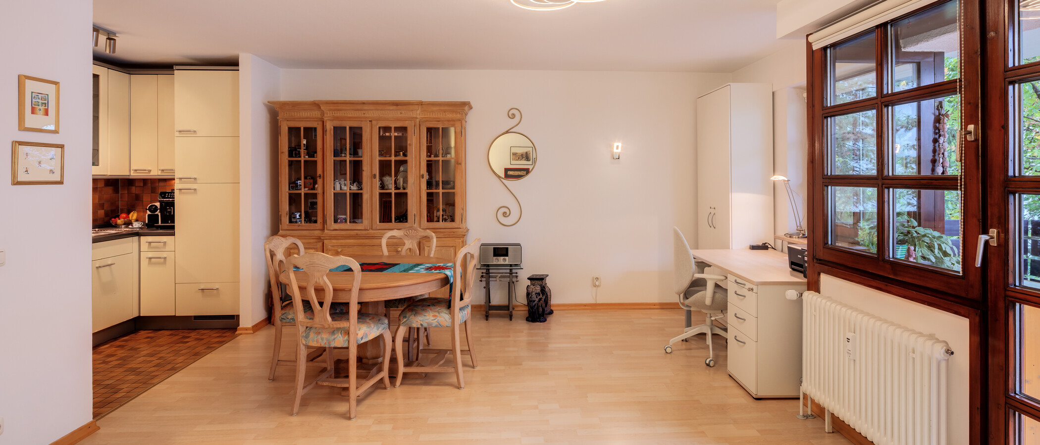 apartment München Schwabing-West (rund um den Hohenzollernplatz) 05 living area 1599