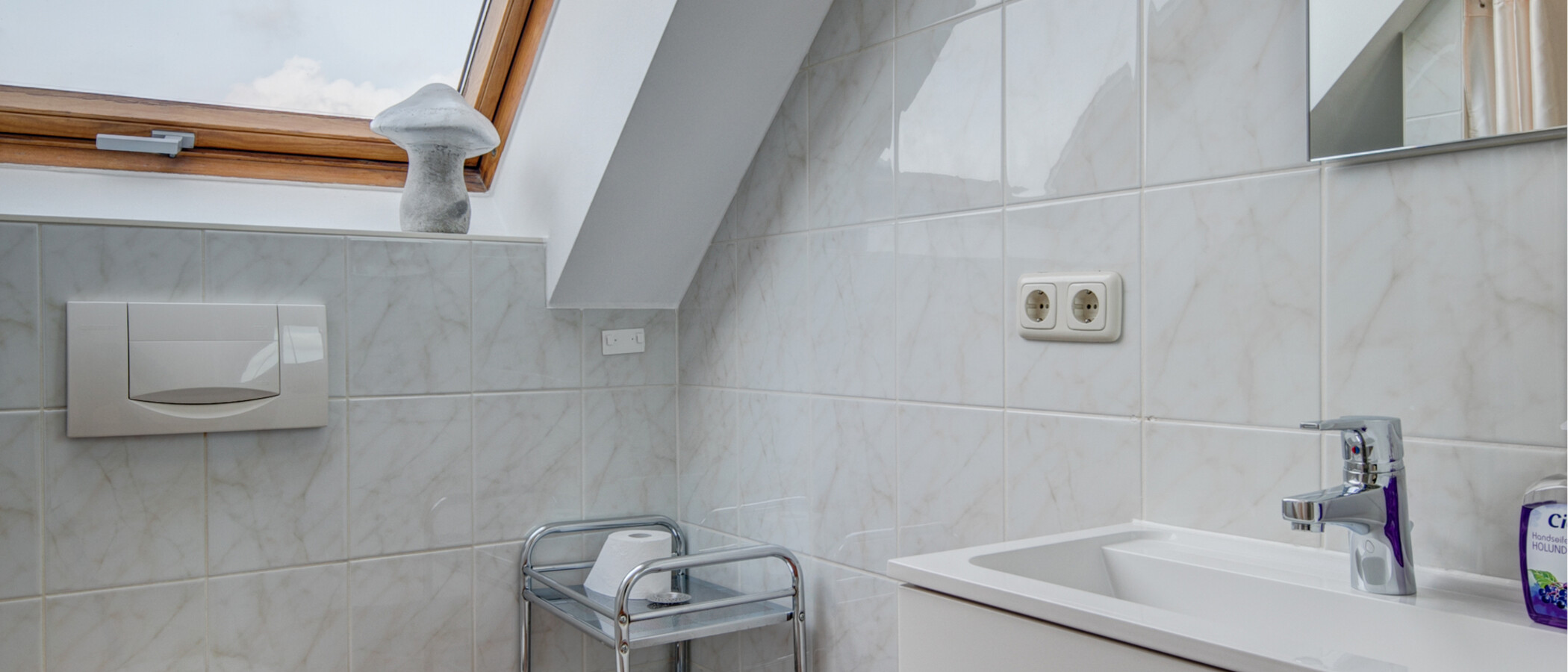 roof terrace apartment München Maxvorstadt - Westen 03 2. bathroom 1607