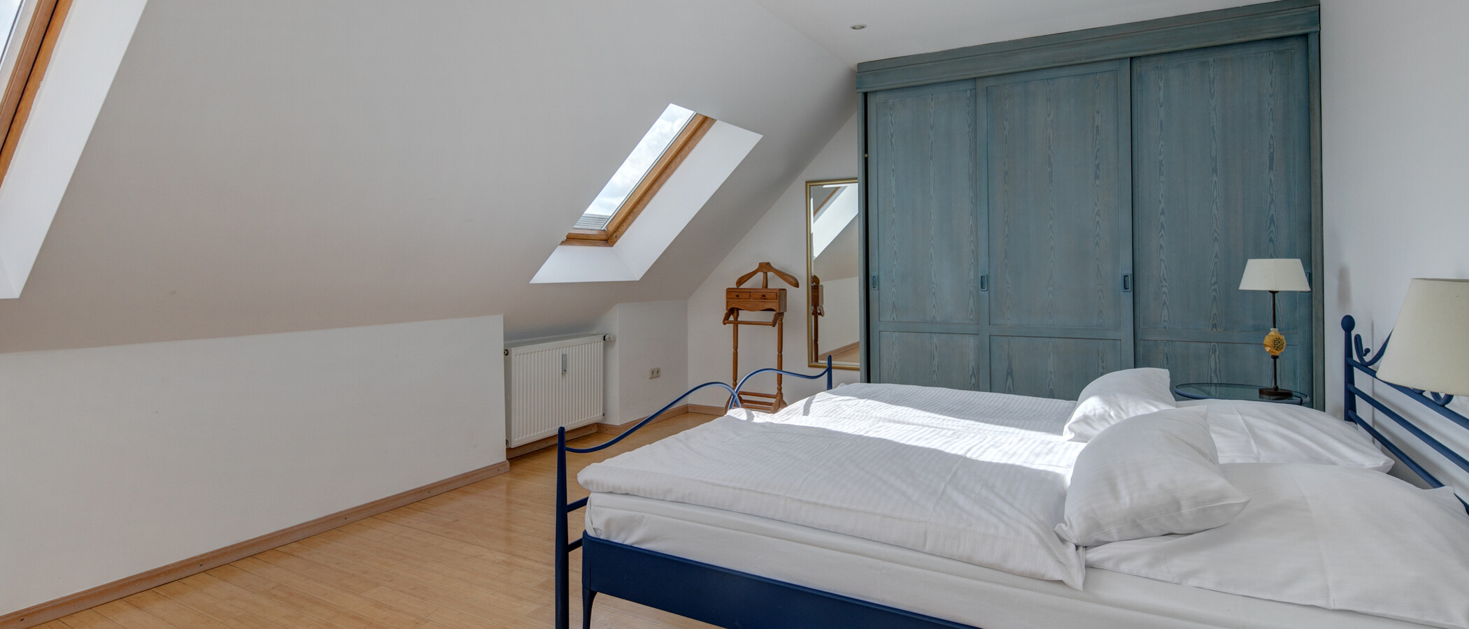 roof terrace apartment München Maxvorstadt - Westen 02 sleeping area 1607