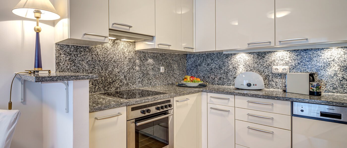 apartment München Lehel 02 kitchen 1615