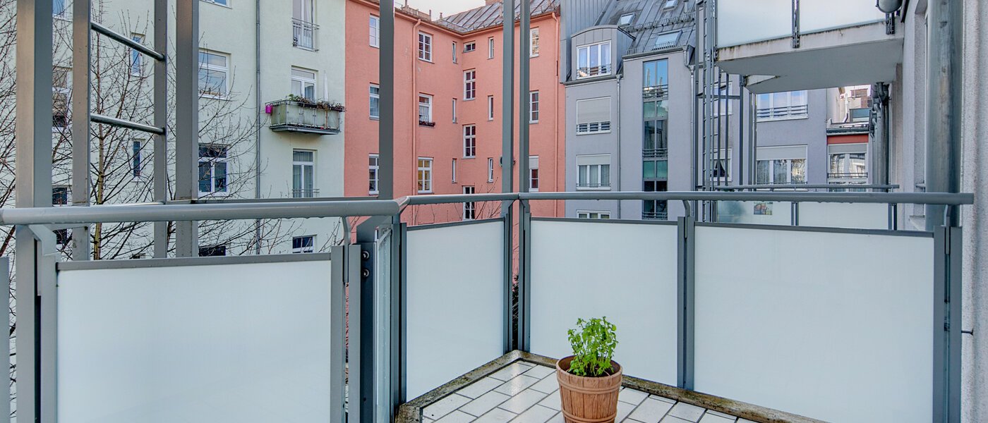apartment München Lehel 02 balcony 1615