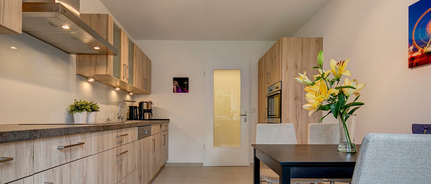 apartment München Altbogenhausen 04 kitchen 1627