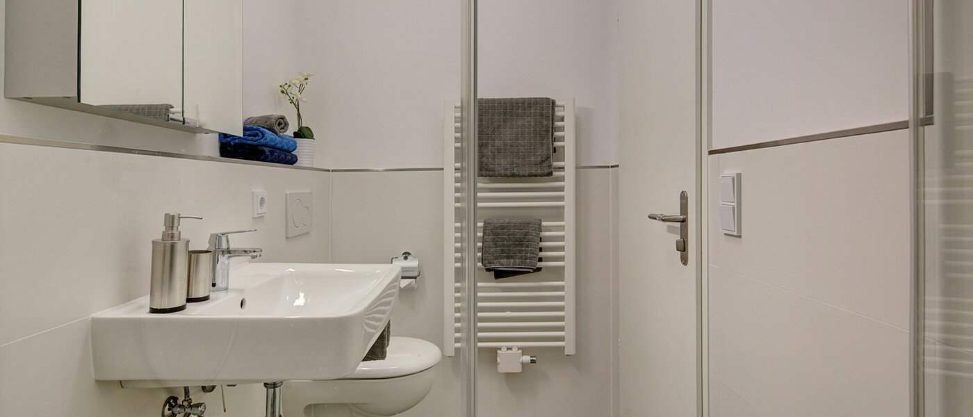 apartment München Altbogenhausen 03 2. bathroom 1627