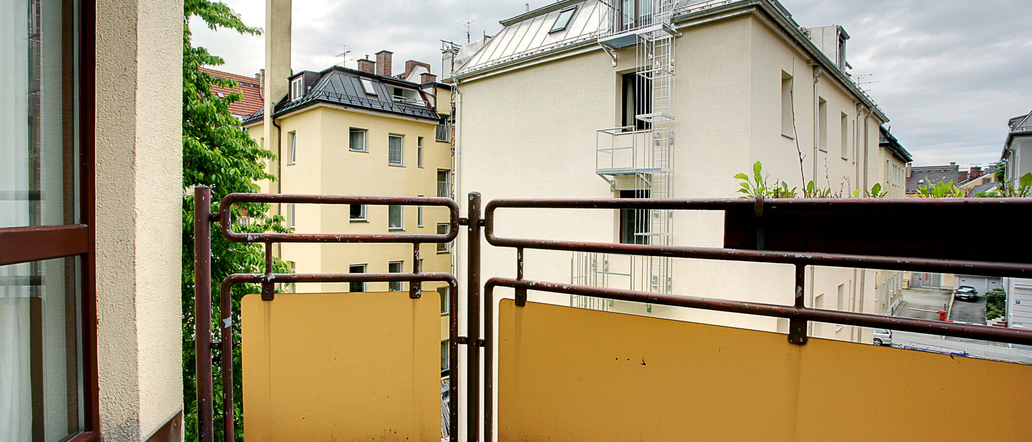 apartment München Schwabing-West (rund um den Hohenzollernplatz) 02 balcony 1628