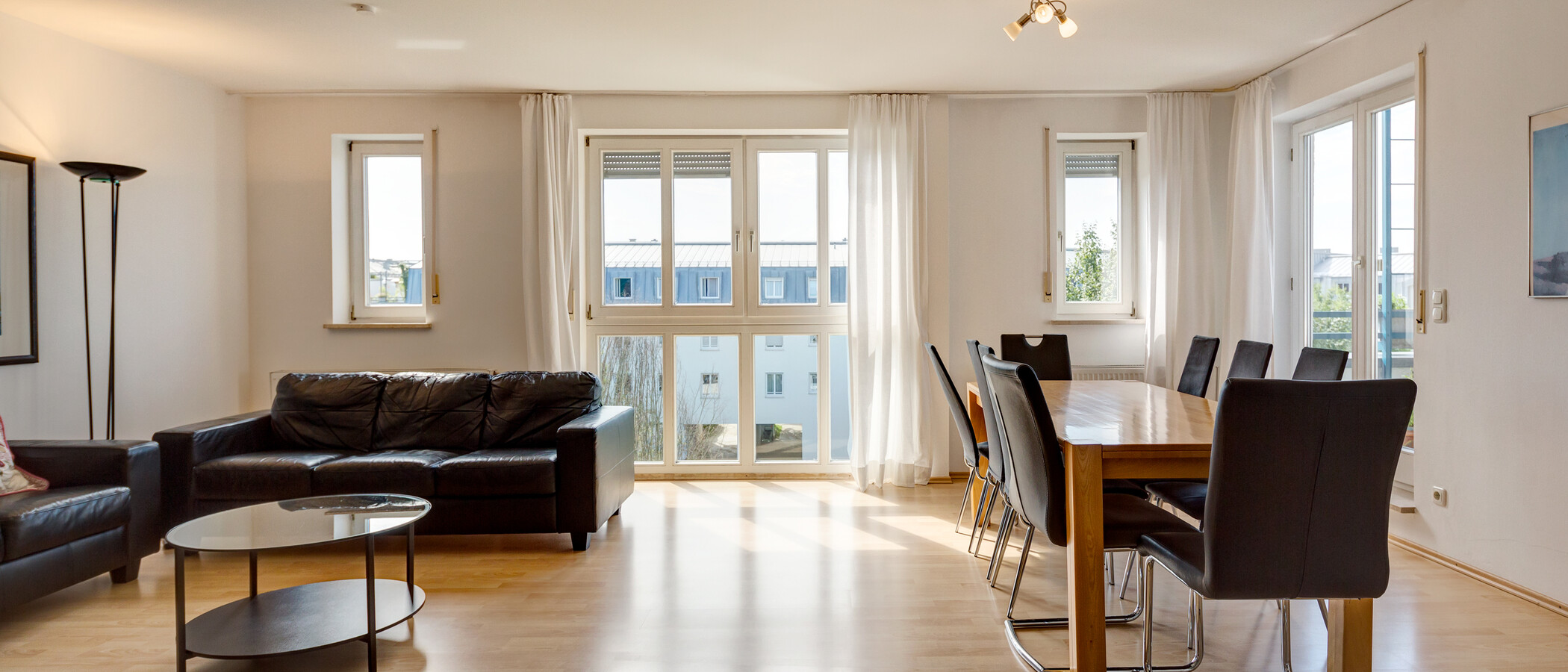 roof terrace apartment München Johanneskirchen 01 living room 164