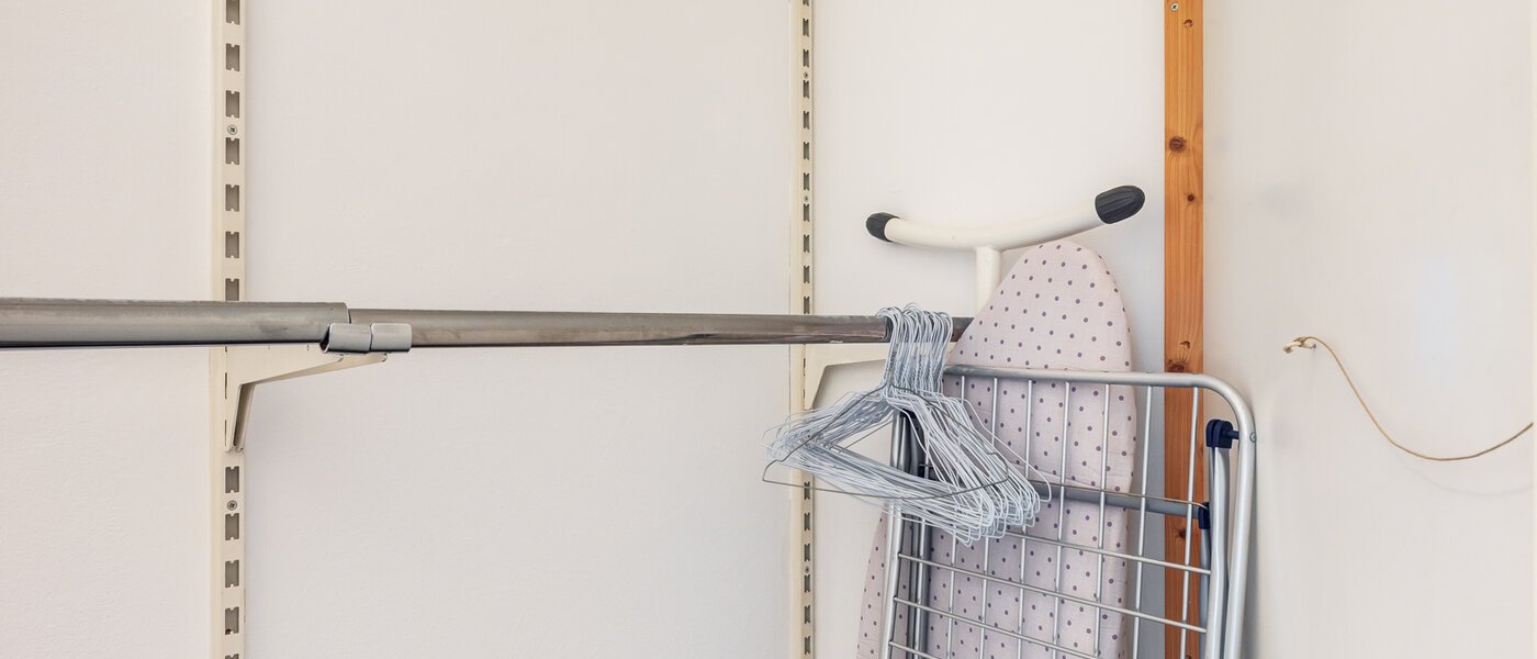 apartment München Schwabing (links der Leopoldstraße) 02 Walk-in closet 1660