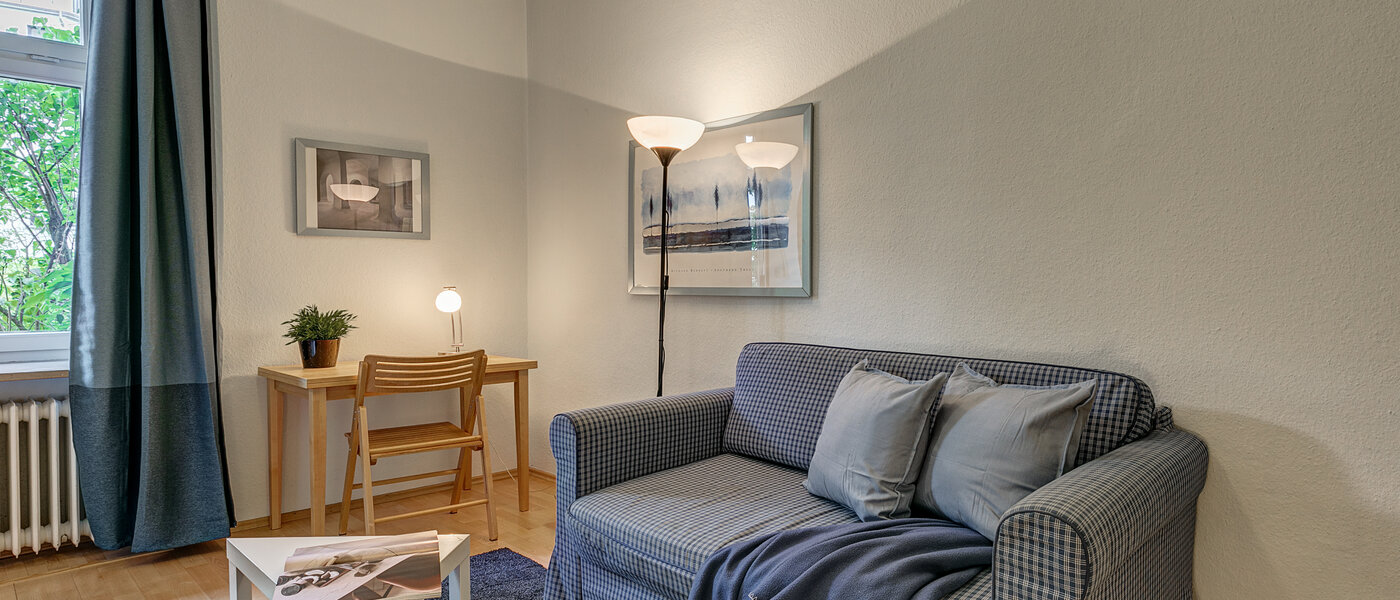 apartment München Schwabing (rechts der Leopoldstraße) 01 living area 1666