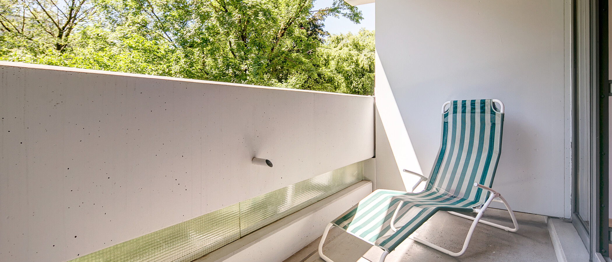 apartment München Schwabing-Nord (zw. Belgrad- & Leopoldstraße) 01 2. balcony 1675