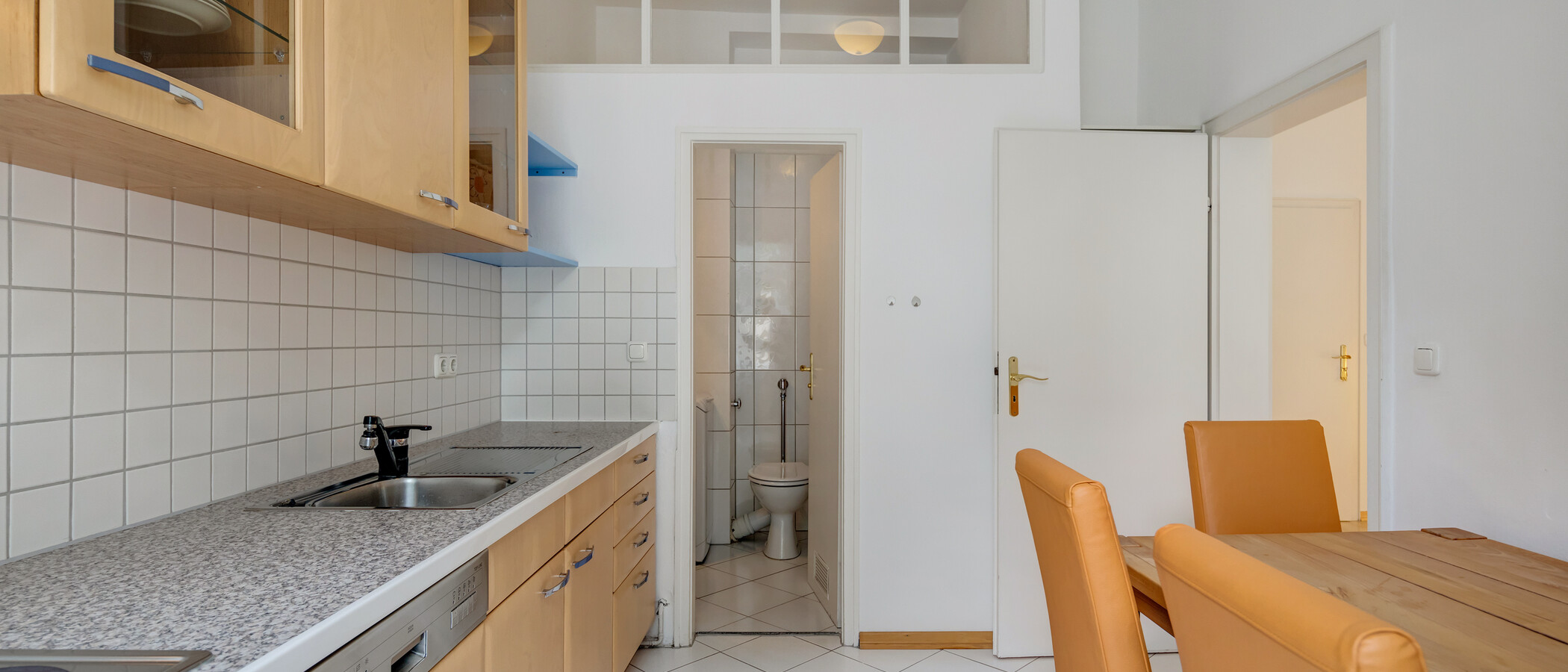 apartment München Schwabing (links der Leopoldstraße) 03 kitchen 1680