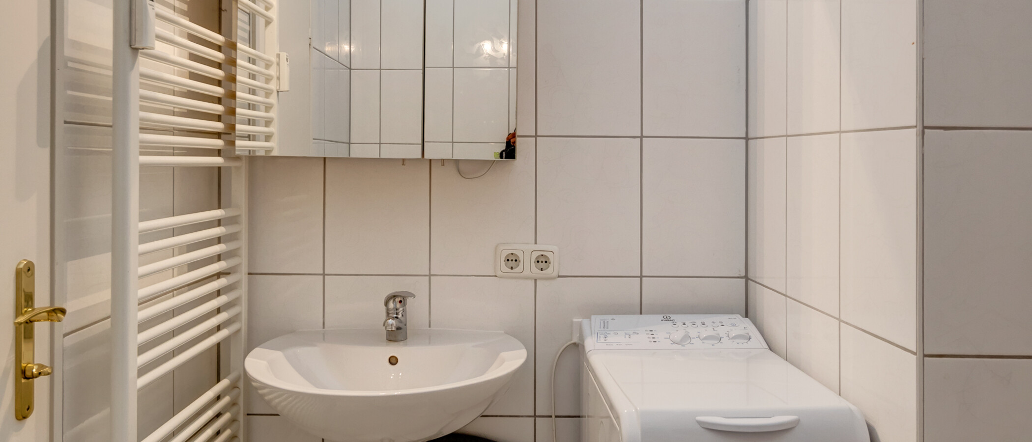 apartment München Schwabing (links der Leopoldstraße) 02 bathroom 1680