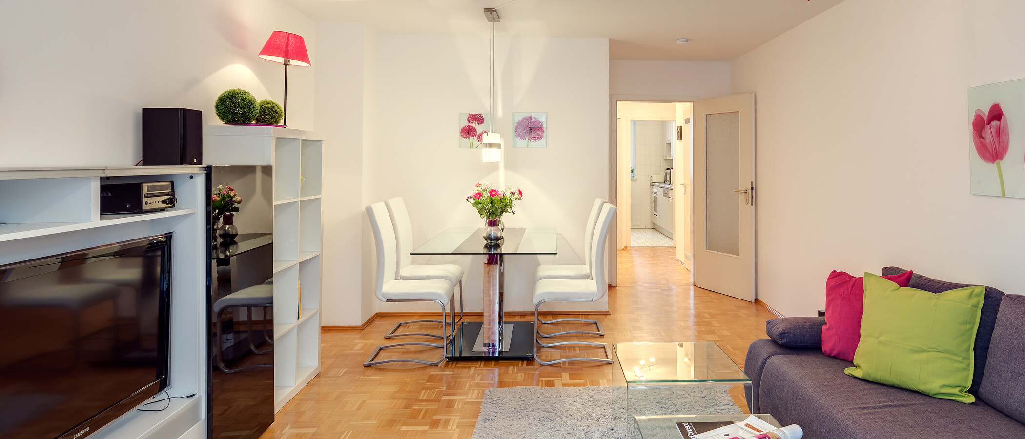 apartment München Maxvorstadt - Westen 04 living room 1681