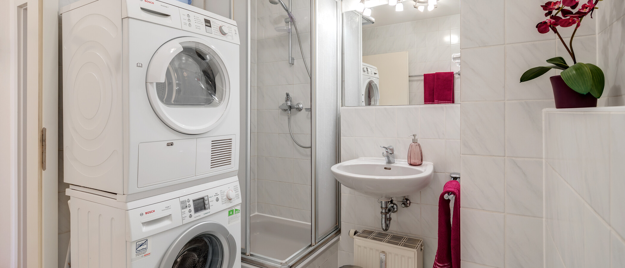 apartment München Maxvorstadt - Westen 01 bathroom 1681