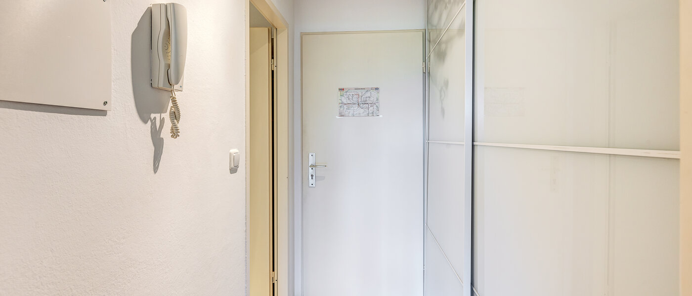 apartment München Lerchenau 02 hall 1729