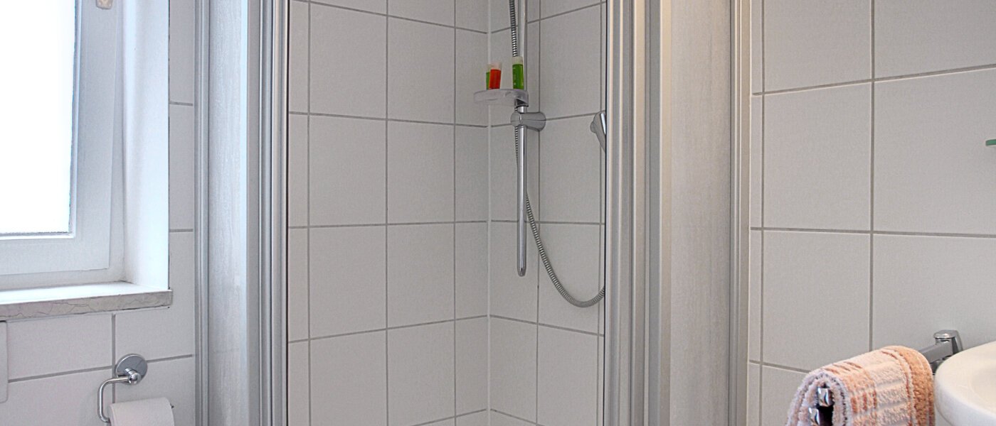 detached house Inning am Ammersee 04 bathroom 1733