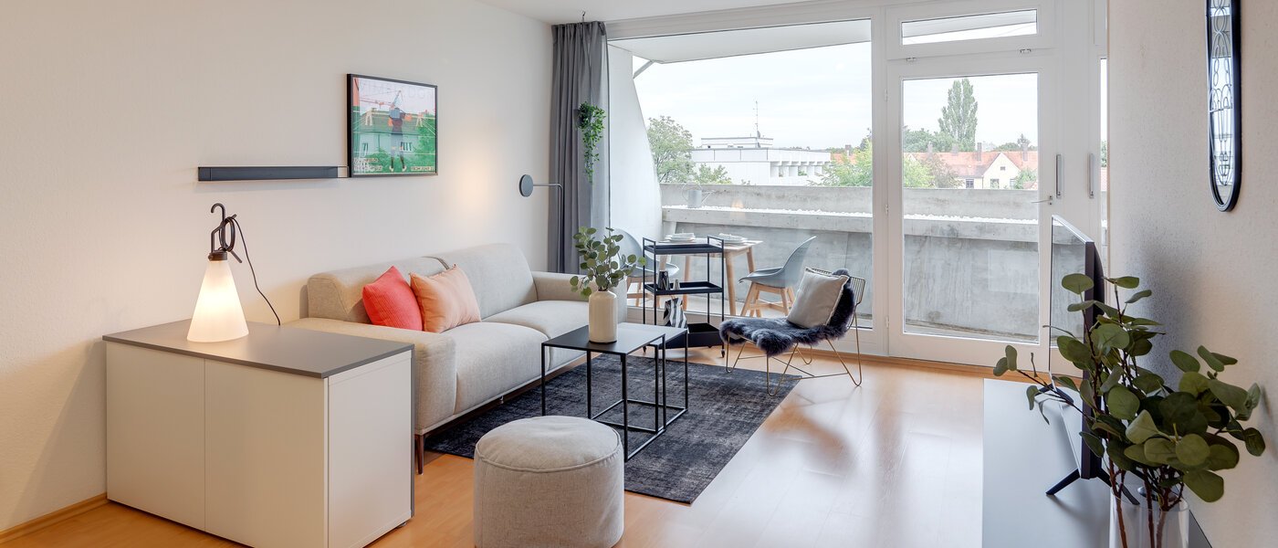 apartment München Schwabing-Nord (zw. Leopoldstraße & Englischen Garten) 07 living area 1739