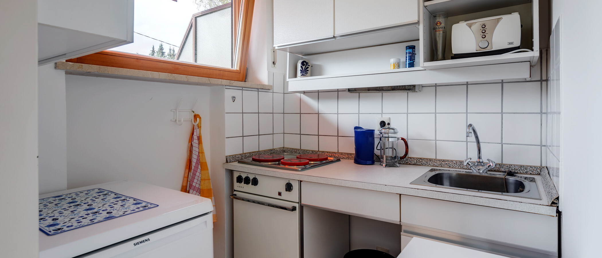 apartment München Kleinhadern 01 kitchen 1749