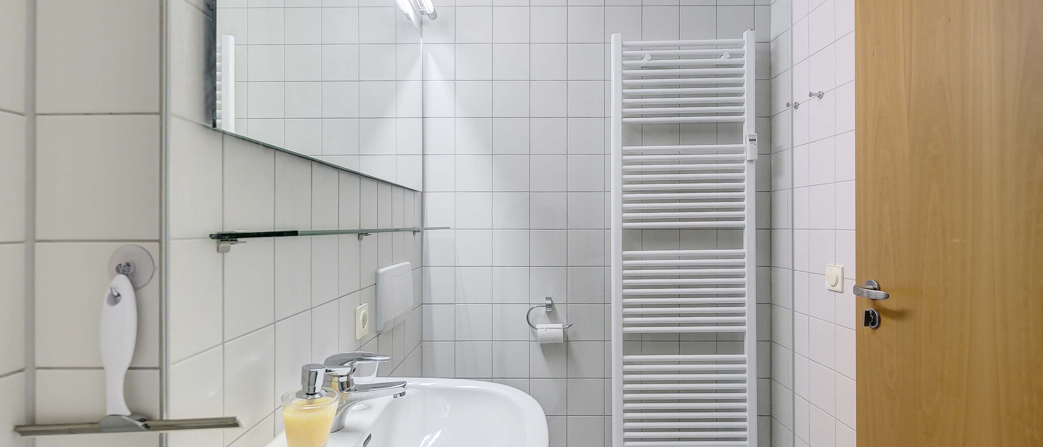 apartment München Maxvorstadt - Westen 01 bathroom 1753