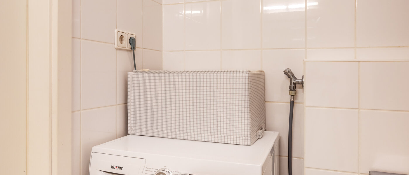 studio München Schwabing (rechts der Leopoldstraße) 03 bathroom 1782