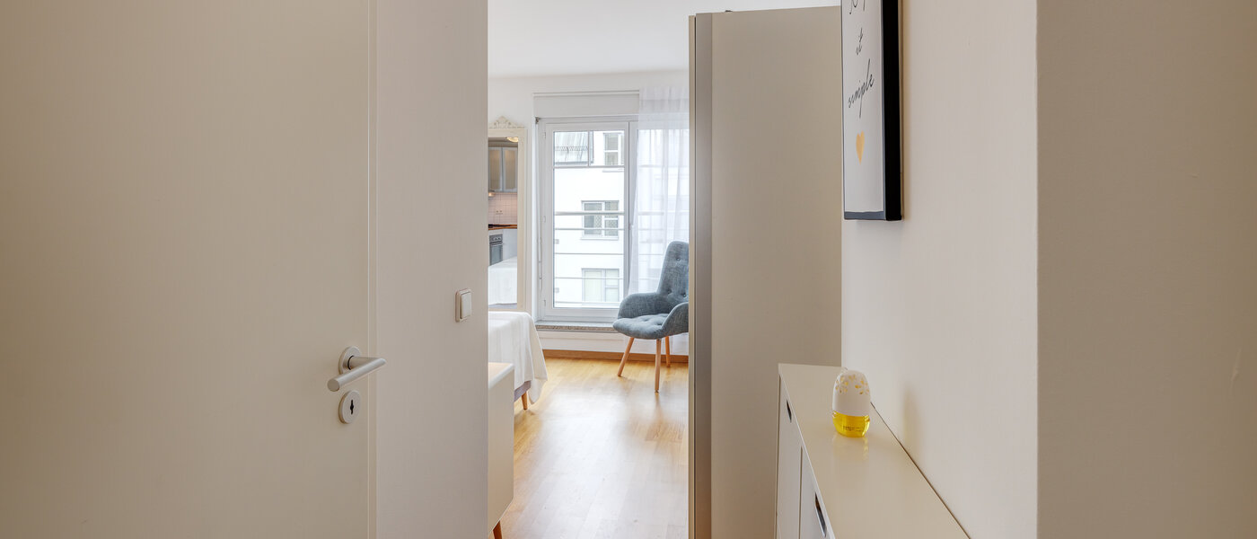 studio München Schwabing (rechts der Leopoldstraße) 02 hall 1782