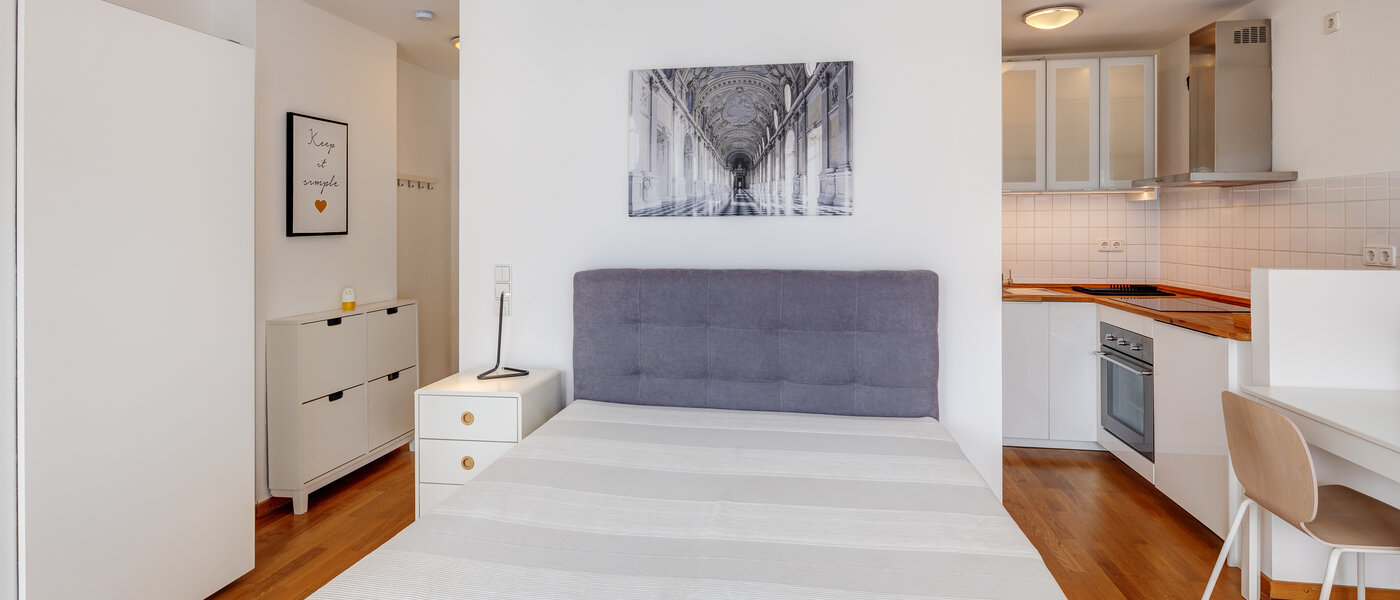 studio München Schwabing (rechts der Leopoldstraße) 01 sleeping area 1782