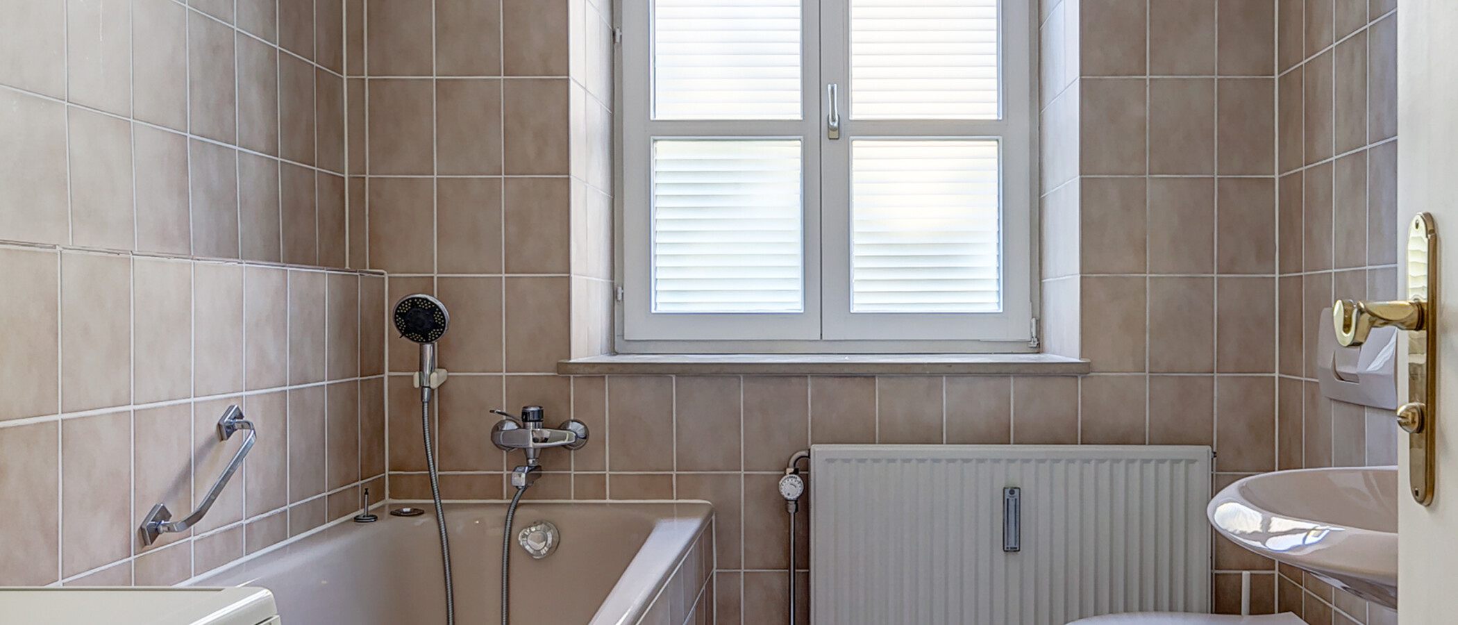 apartment München Schwabing (links der Leopoldstraße) 02 bathroom 1797