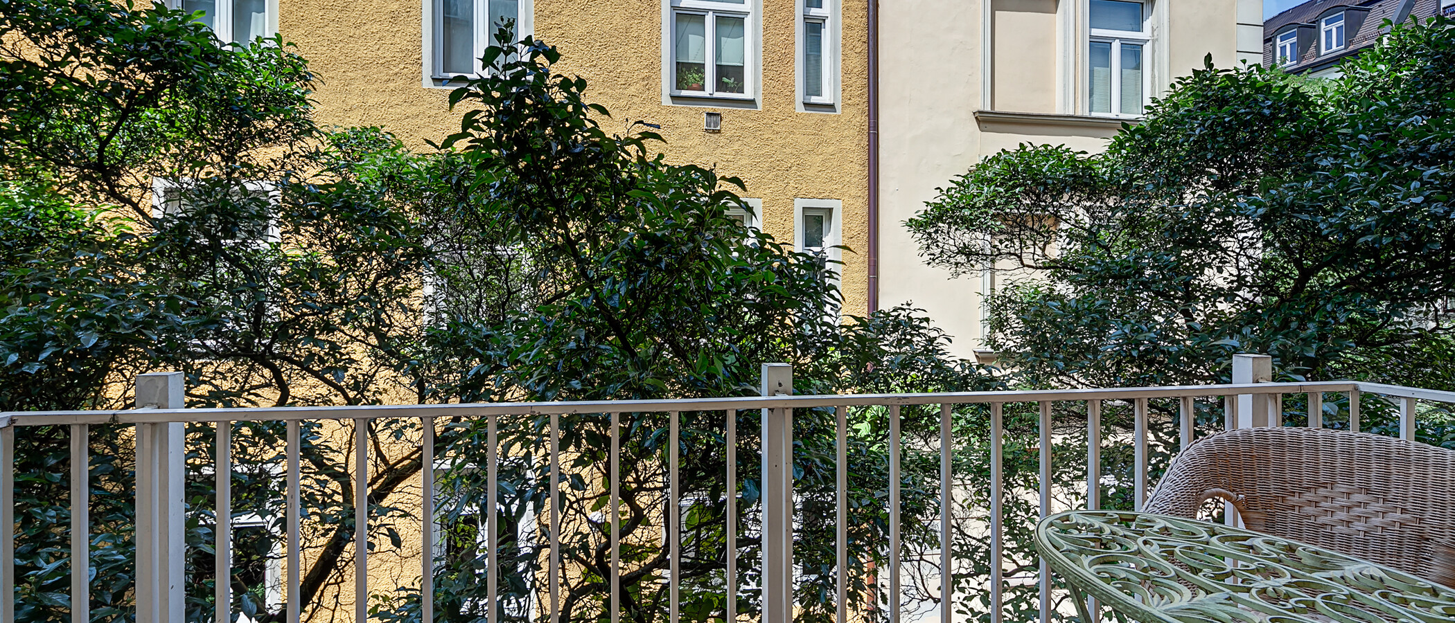 apartment München Schwabing (links der Leopoldstraße) 02 balcony 1797