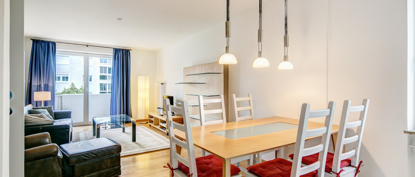 apartment München Sendling 03 living room 1814