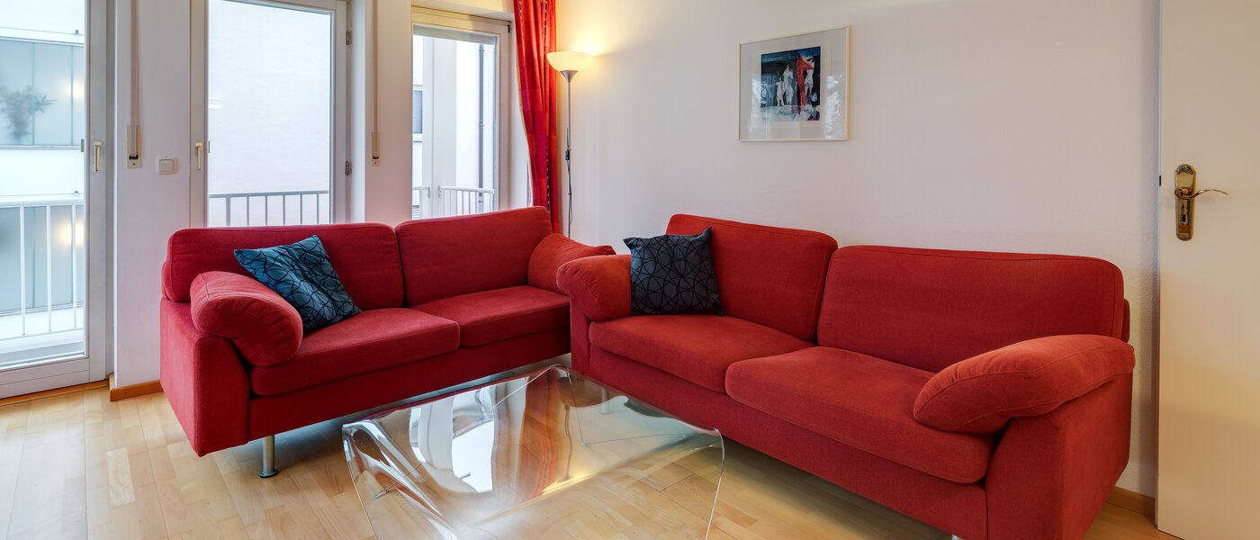 apartment München Berg am Laim 02 living room 1827