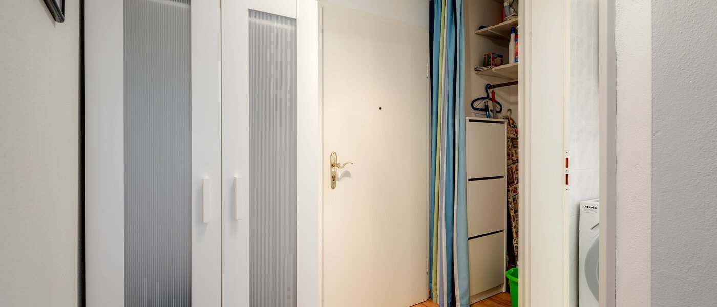 apartment München Berg am Laim 02 hall 1827