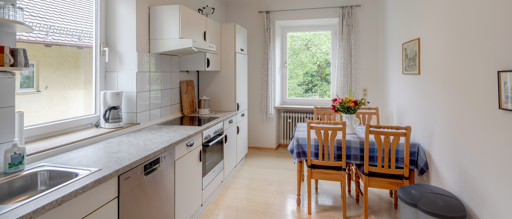 apartment München Pasing 01 kitchen 1853