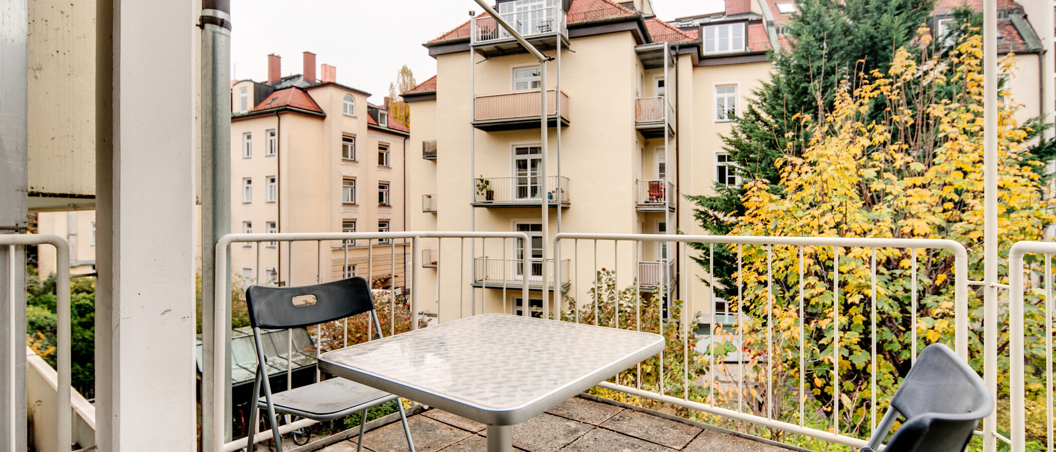 apartment München Schwabing (rechts der Leopoldstraße) 01 balcony 1976