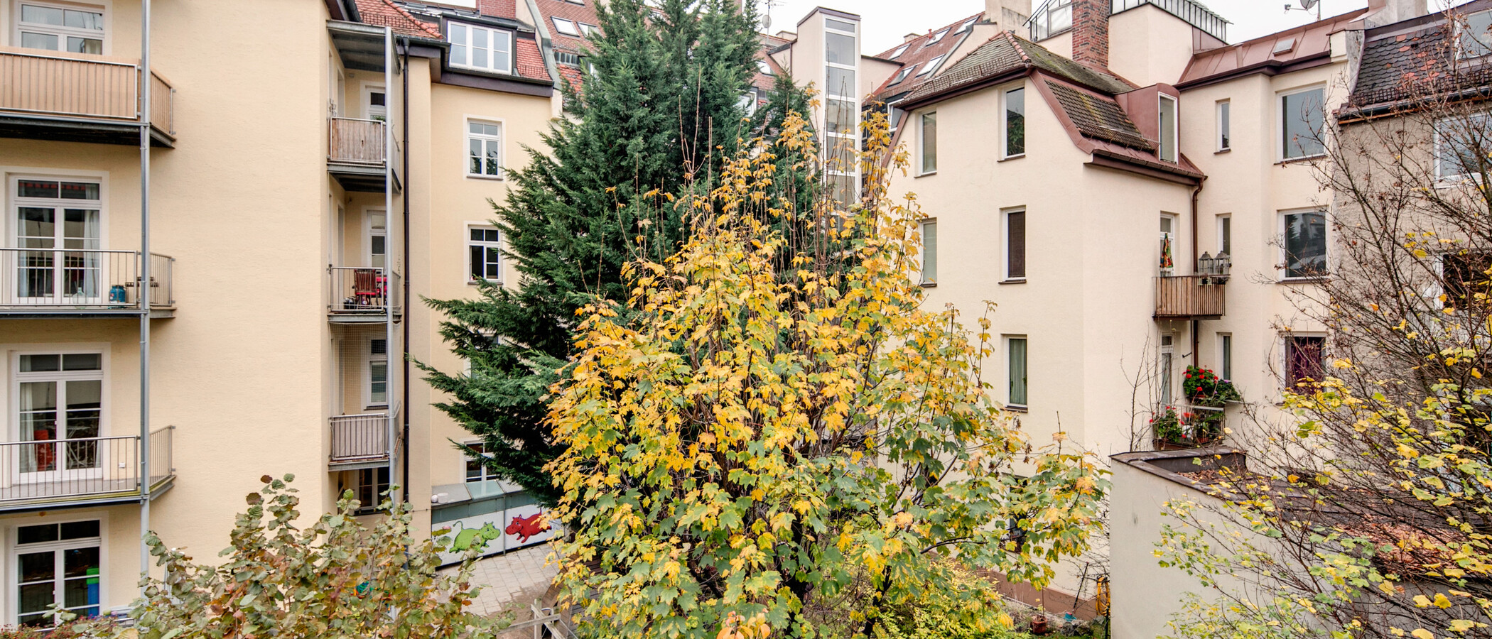 apartment München Schwabing (rechts der Leopoldstraße) 01 view 1976