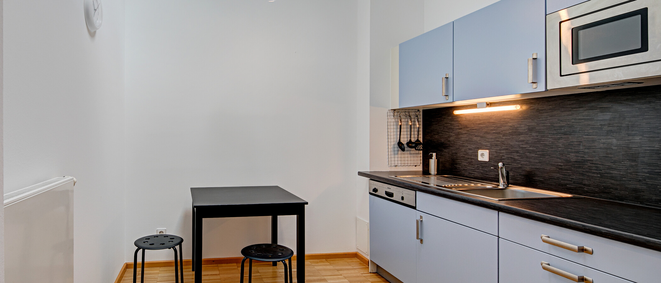 roof terrace apartment München Maxvorstadt - Museumsviertel 01 kitchen 2