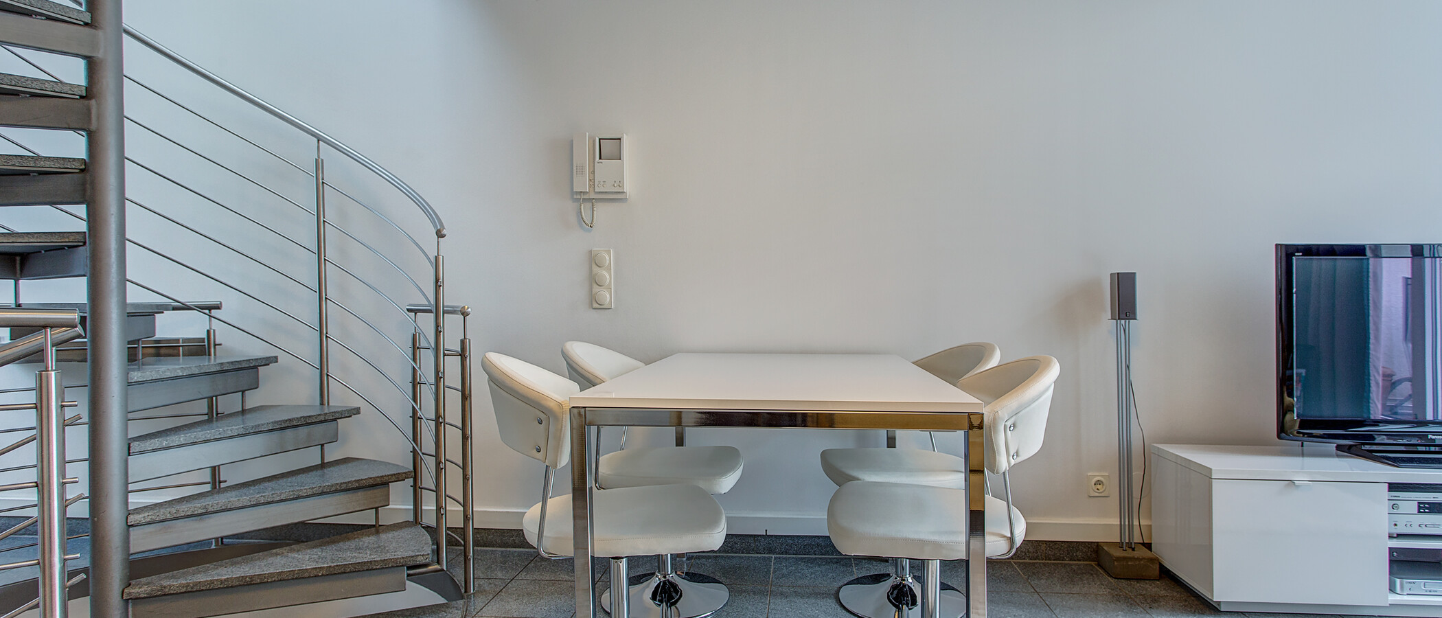 maisonette München Schwabing (rechts der Leopoldstraße) 04 living room 2018