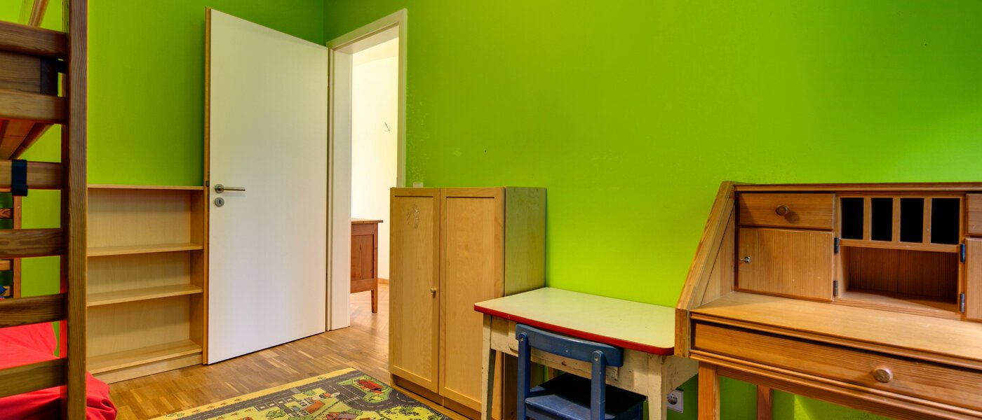 apartment München Großhadern 04 children's room 2051