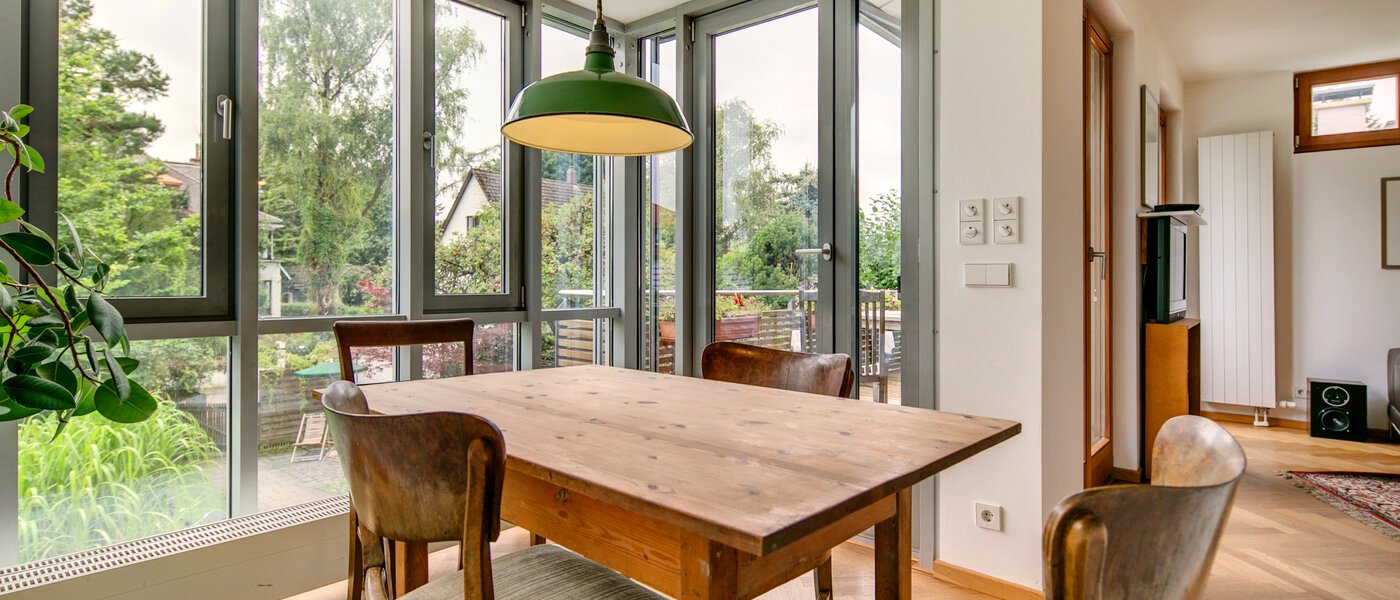 apartment München Großhadern 01 dining 2051