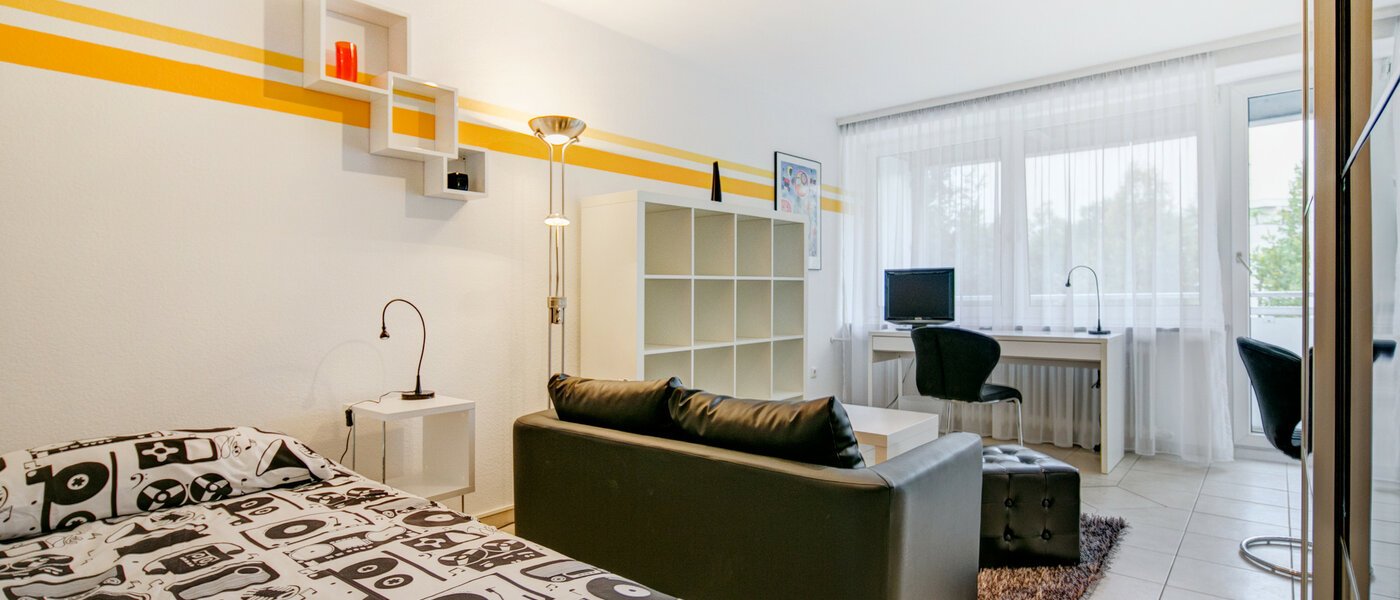 apartment München Forstenried 04 living room 2065