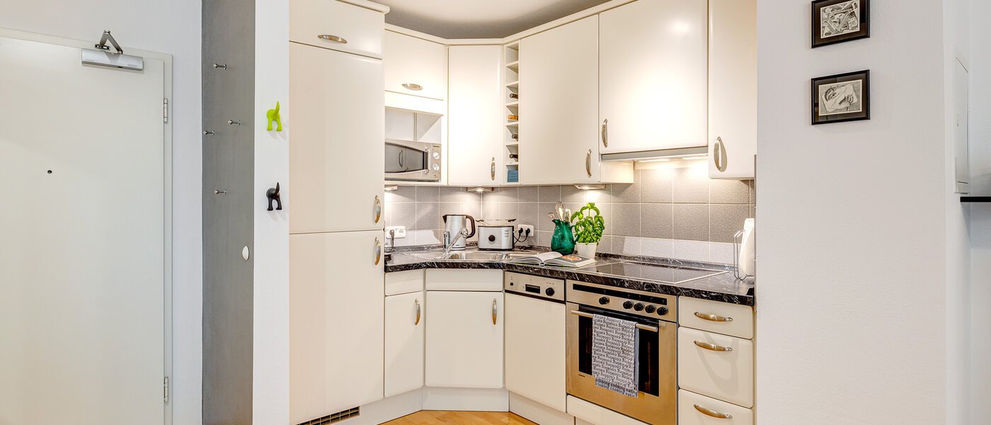 apartment München Johanneskirchen 02 kitchen 2079
