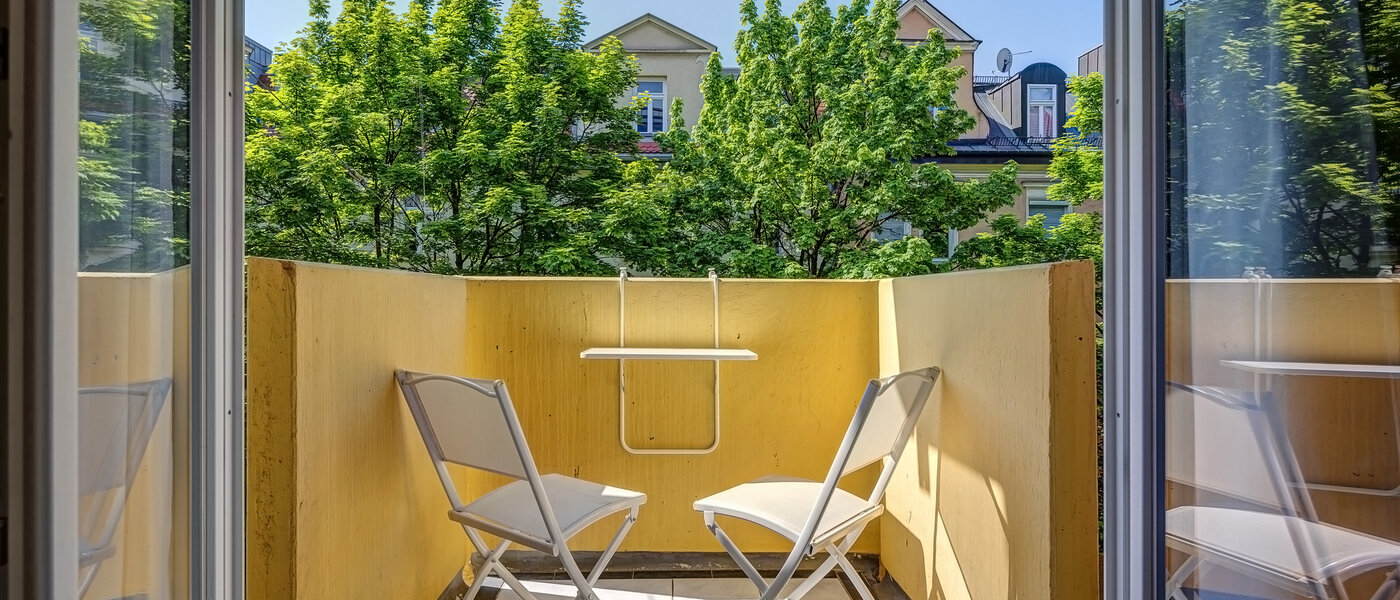 studio München Schwabing-West (rund um den Hohenzollernplatz) 01 balcony 2152