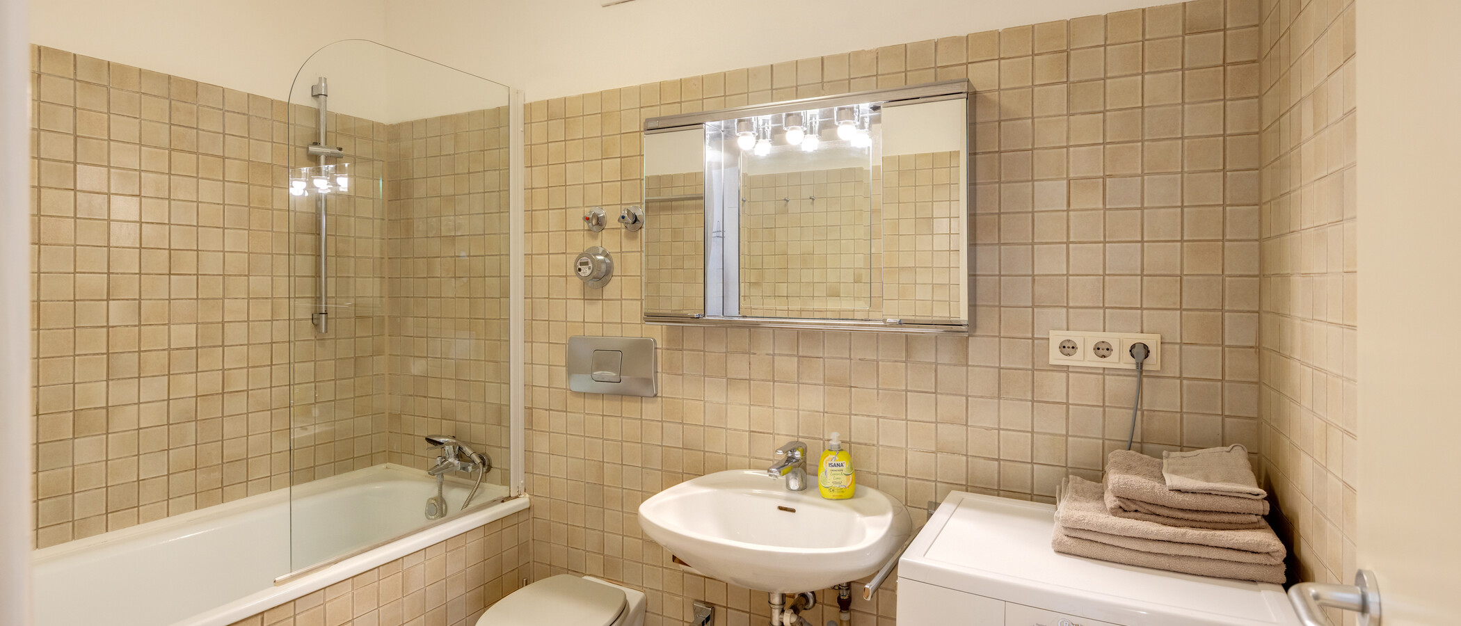 apartment München Schwabing-West (rund um den Hohenzollernplatz) 01 bathroom 2225