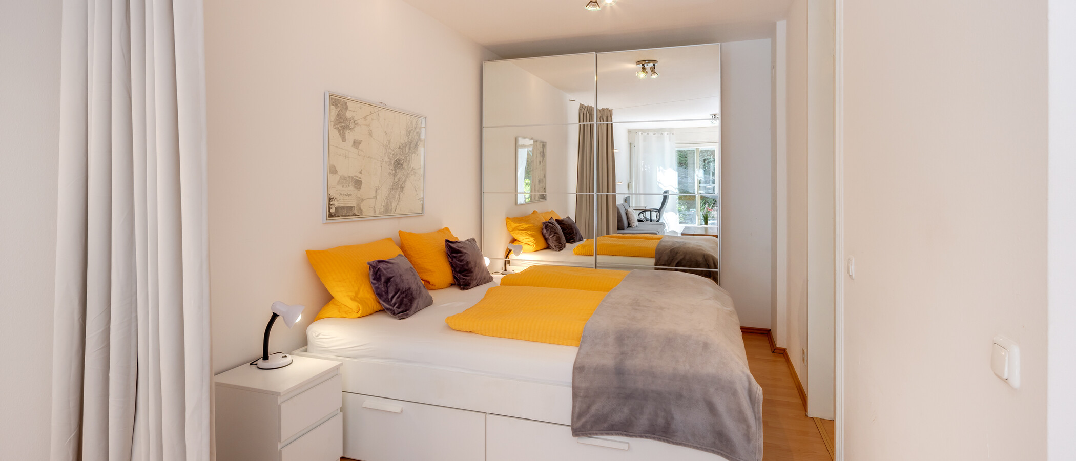 apartment München Schwabing-West (rund um den Hohenzollernplatz) 02 sleeping area 2225