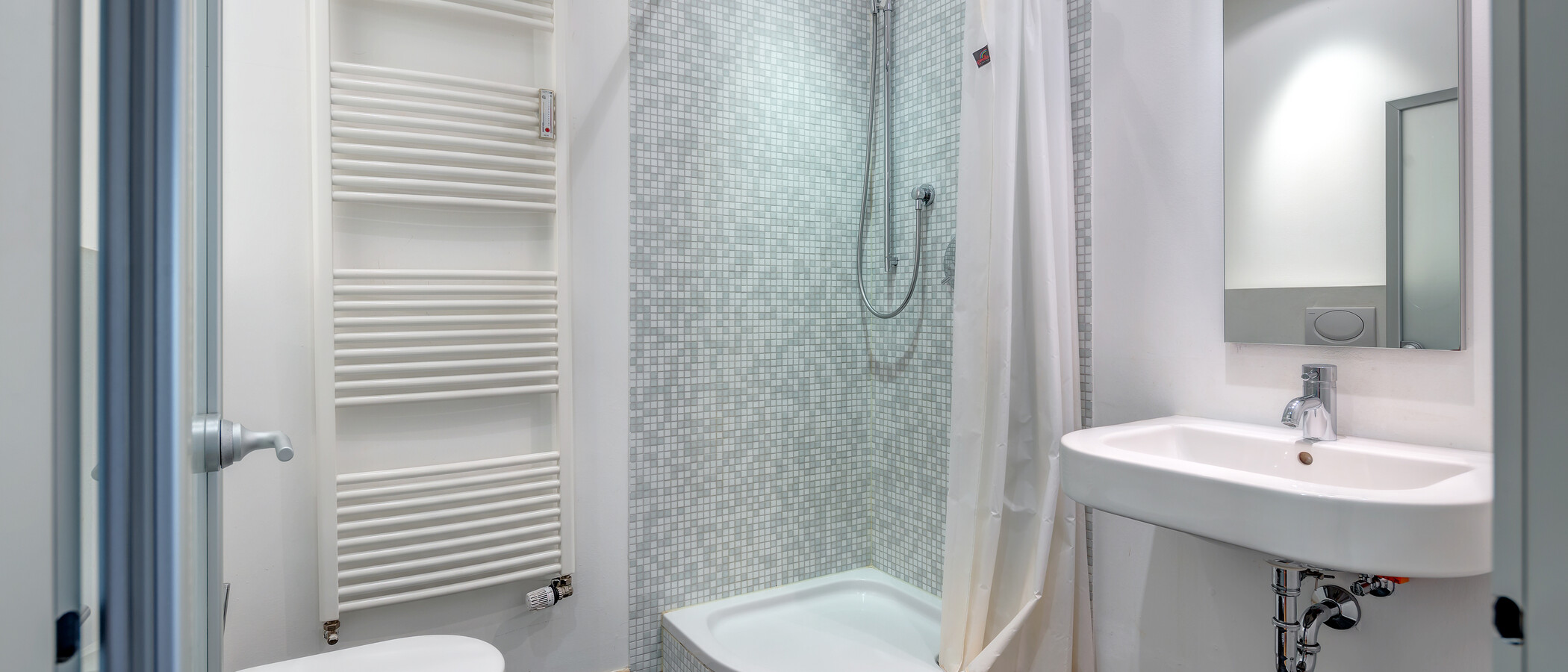 apartment München Maxvorstadt - Universitätsviertel 01 bathroom 2228